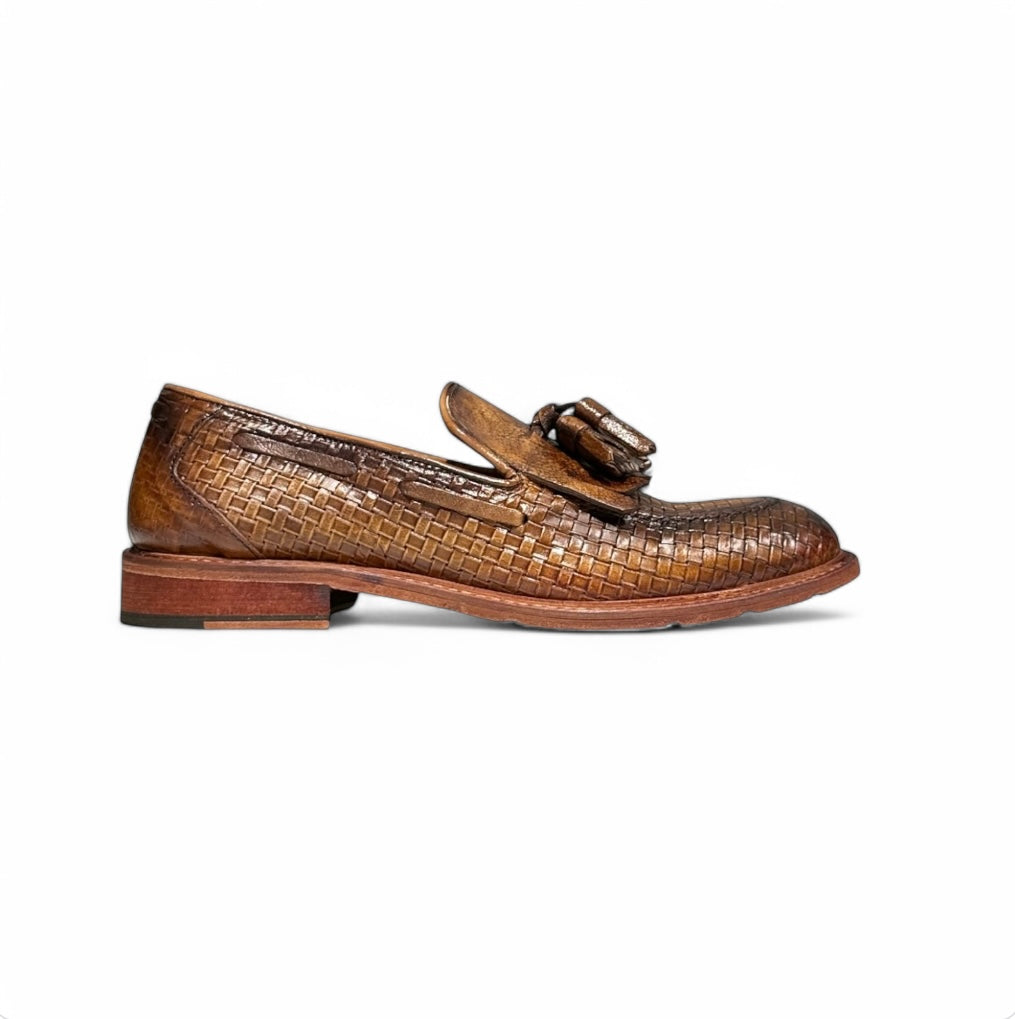 Mocassino intrecciato con frangia