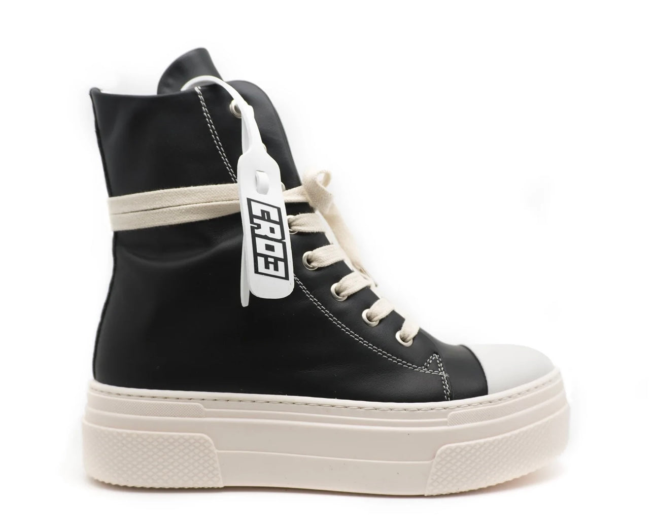 High sneakers with platform bottom